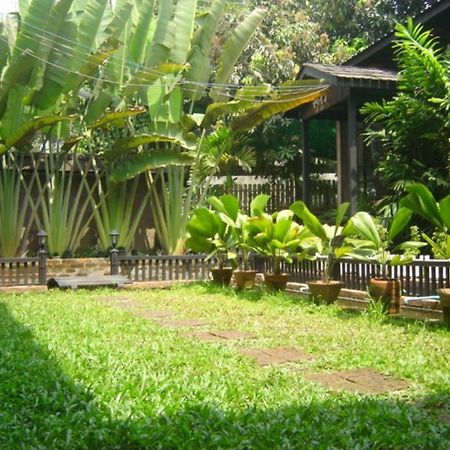 Garden Home Bed And Breakfast Yangon Dış mekan fotoğraf